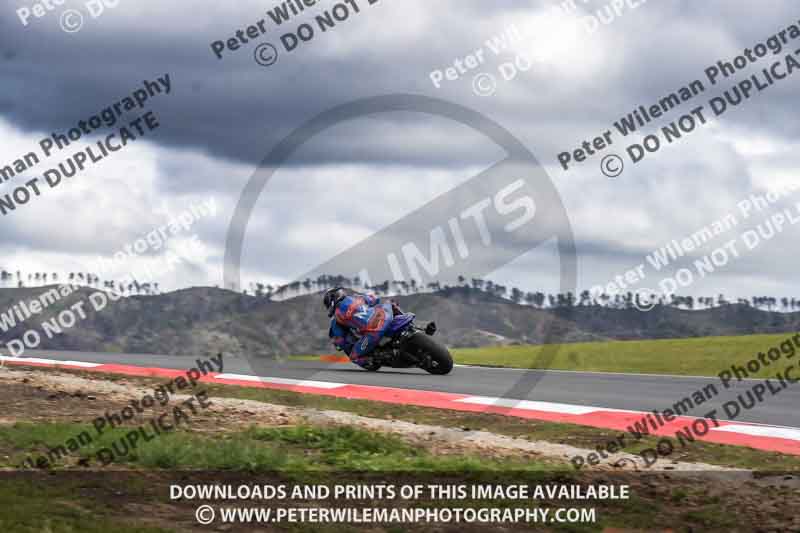 cadwell no limits trackday;cadwell park;cadwell park photographs;cadwell trackday photographs;enduro digital images;event digital images;eventdigitalimages;navarra;no limits trackdays;peter wileman photography;racing digital images;trackday digital images;trackday photos